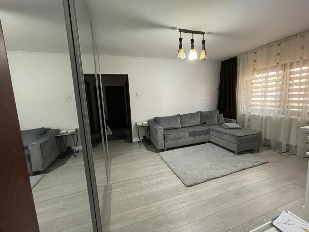 Apartament Gallamar Apartment Birlad Ngoại thất bức ảnh
